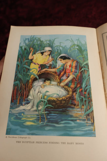Lot 051 - Egermeier's Bible Story Book: A Complete Narration From Genesis To Revelation For Young And Old, Illustrated, By Elise E. Egermeier, Smithsonian Company, 1939, Twentieth Printing