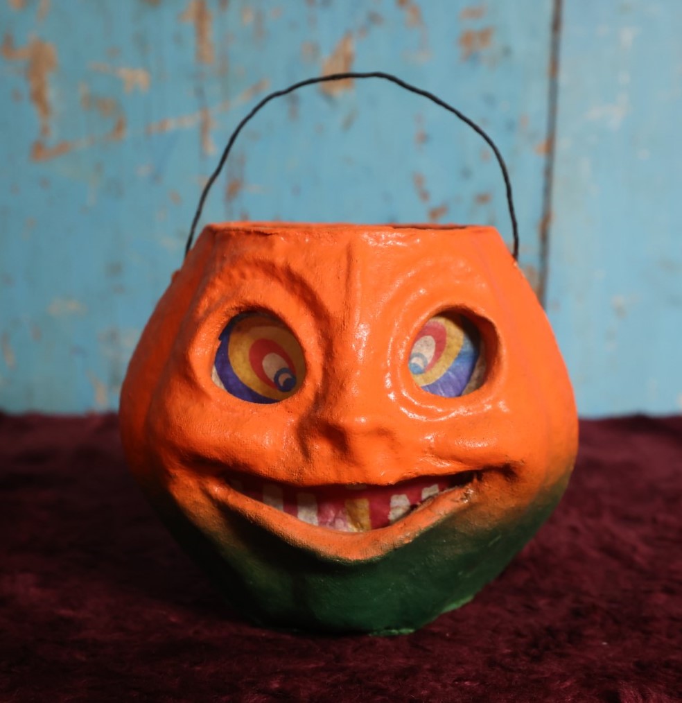 Lot 056 - Vintage Paper Pulp Halloween Jack-O-Lantern Jol Pumpkin Candy Bucket Lantern, Very Fine Condition, 49c Mark, About 5" Tall