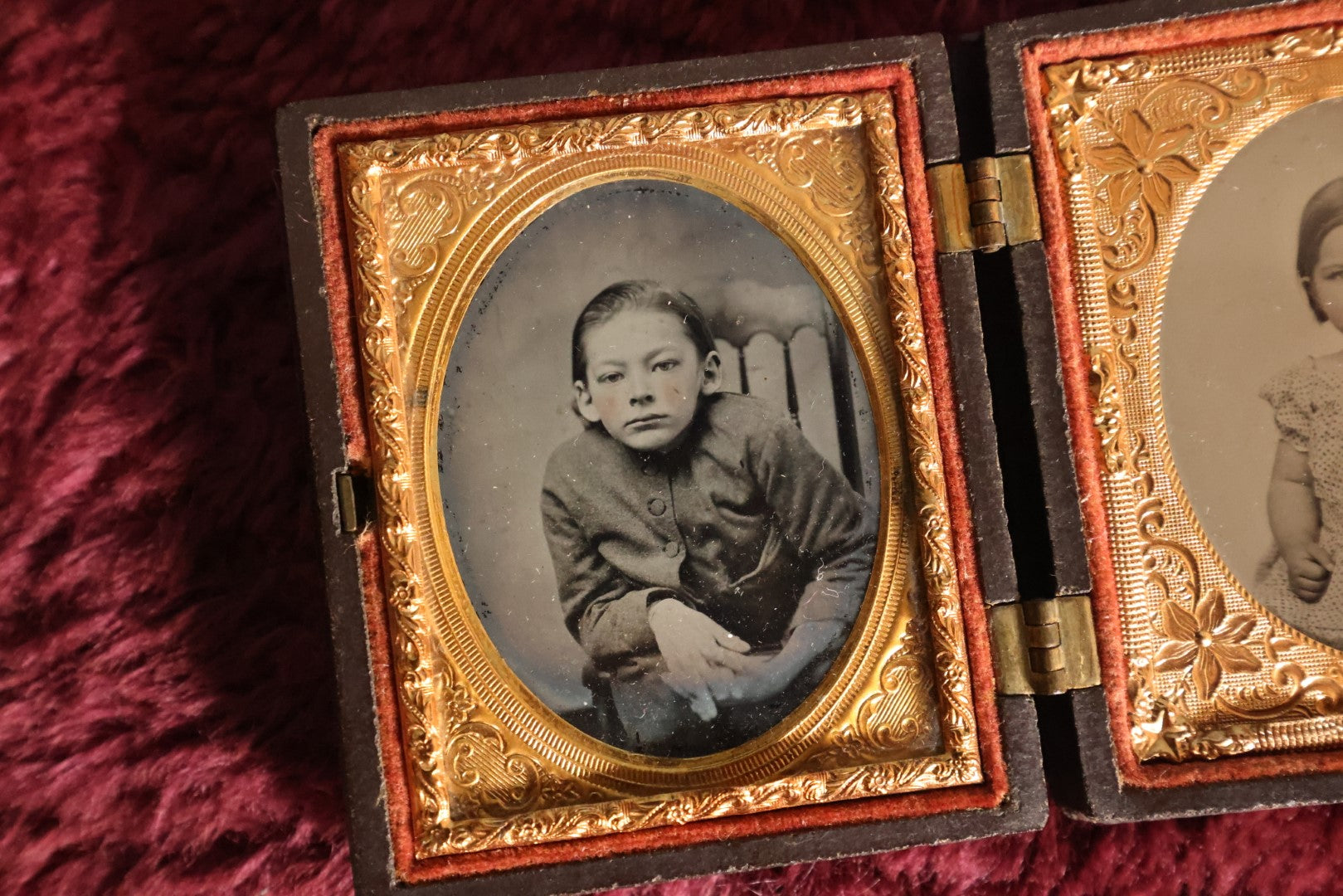 Lot 070 - Antique Double 1/9th Plate Ambrotype Photos In Thermoplastic Case; One Ruby Ambroype Of Young Man With Unusual Posture, Traditional Ambrotype Of Young Girl, Note Different Mats