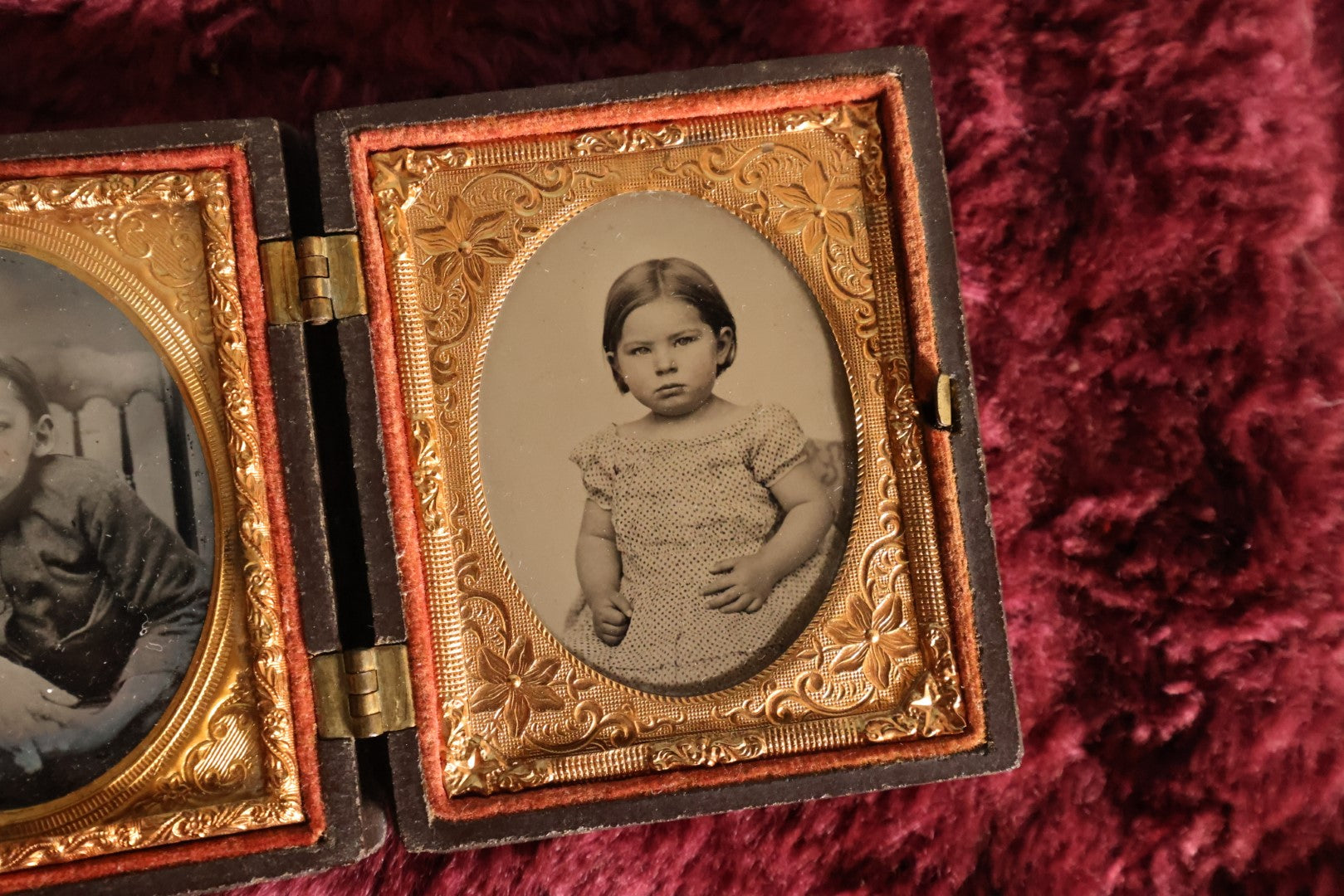 Lot 070 - Antique Double 1/9th Plate Ambrotype Photos In Thermoplastic Case; One Ruby Ambroype Of Young Man With Unusual Posture, Traditional Ambrotype Of Young Girl, Note Different Mats