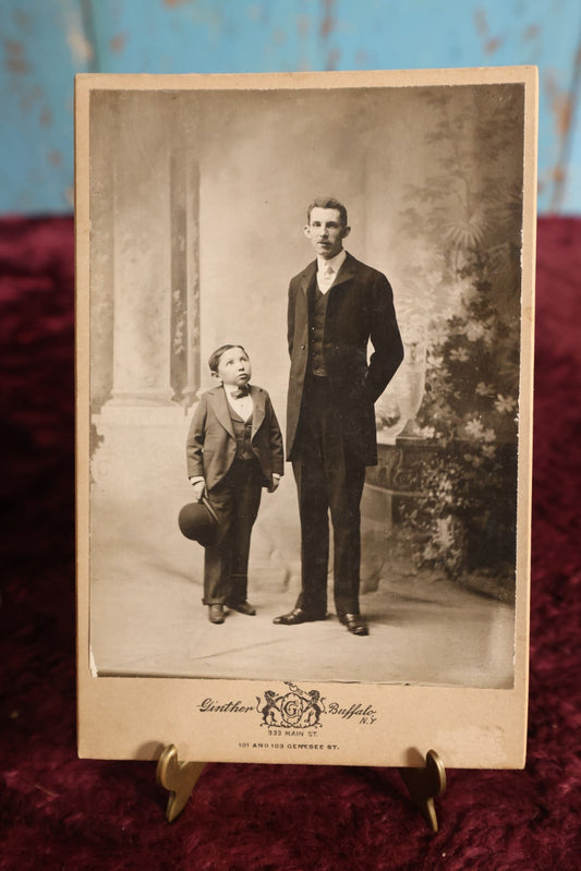 Lot 150 - Cabinet Card - Photo Of Very Short Man, Very Tall Man, Gintehr Photographer, Buffalo, New York