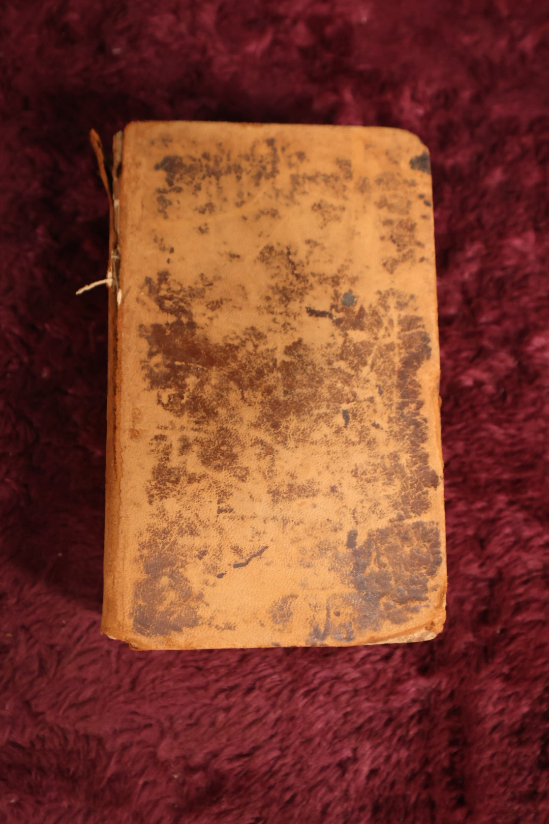 Lot 164 - Book - Murray's English Reader, Prose And Poetry, Boston, 1826, Early Leather Bound Book, 