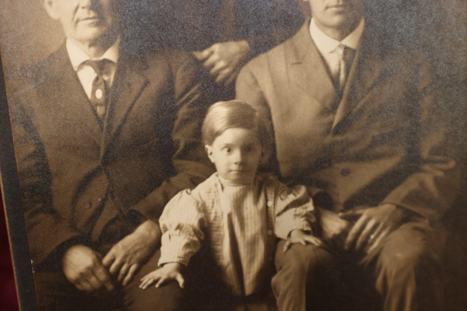 Lot 184 - Single Photo - Rare Cabinet Card Photo of Four Generations In One Shot, George, George, George, And John Holzhauers