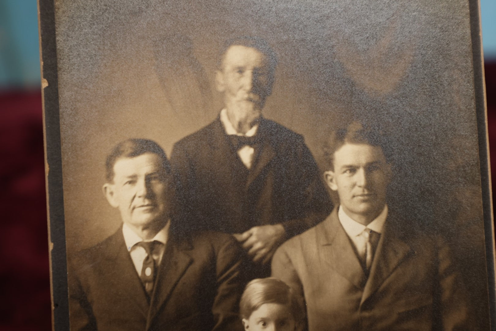 Lot 184 - Single Photo - Rare Cabinet Card Photo of Four Generations In One Shot, George, George, George, And John Holzhauers