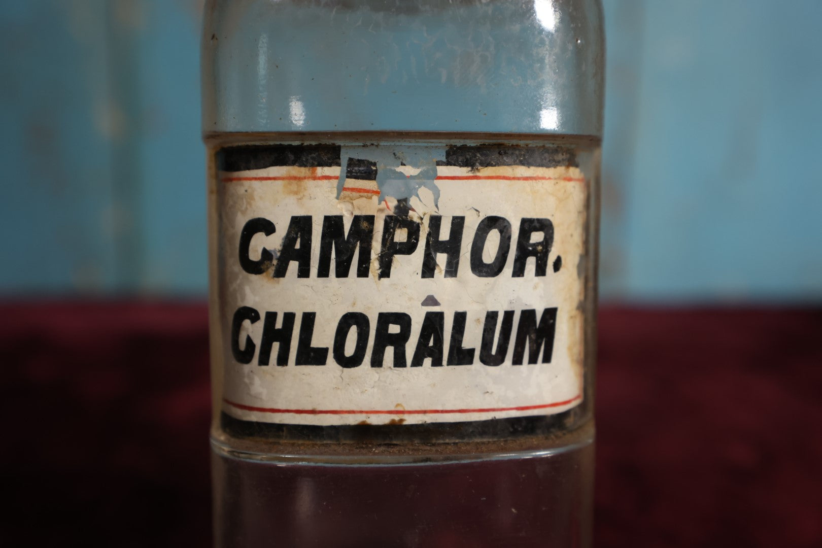 Lot 036 - Antique Camphor Chloral Hydrate Apothecary Bottle With Glass Label, Stopper, Approximately 6.75", Likely A Sedative / Anti-Neurosis / Hypnotic, Note Damage To Label