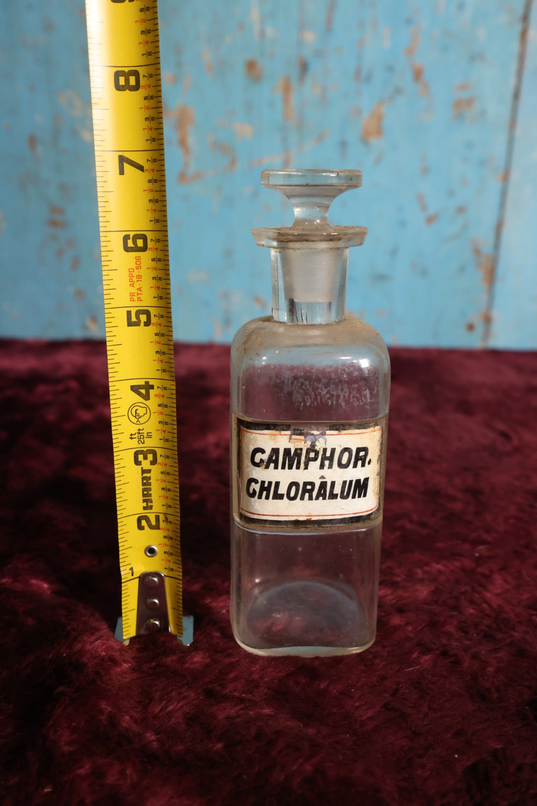 Lot 036 - Antique Camphor Chloral Hydrate Apothecary Bottle With Glass Label, Stopper, Approximately 6.75", Likely A Sedative / Anti-Neurosis / Hypnotic, Note Damage To Label