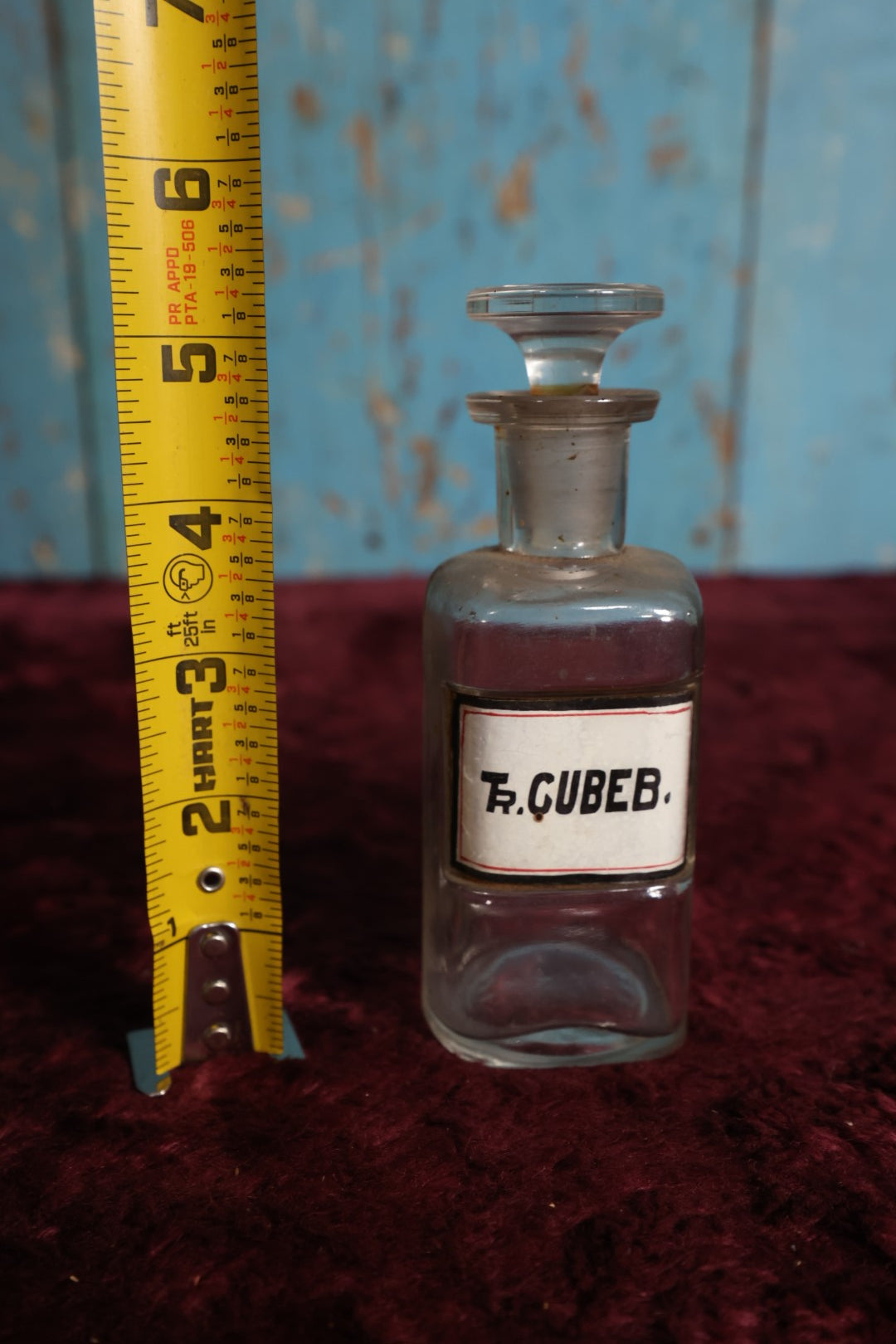 Lot 041 - Antique Tincture of Cubeb (Piper Cubeba) Solution Apothecary Bottle With Glass Label, Stopper, Approximately 5.25", Respiratory And Urinary Tract Infection Remedy