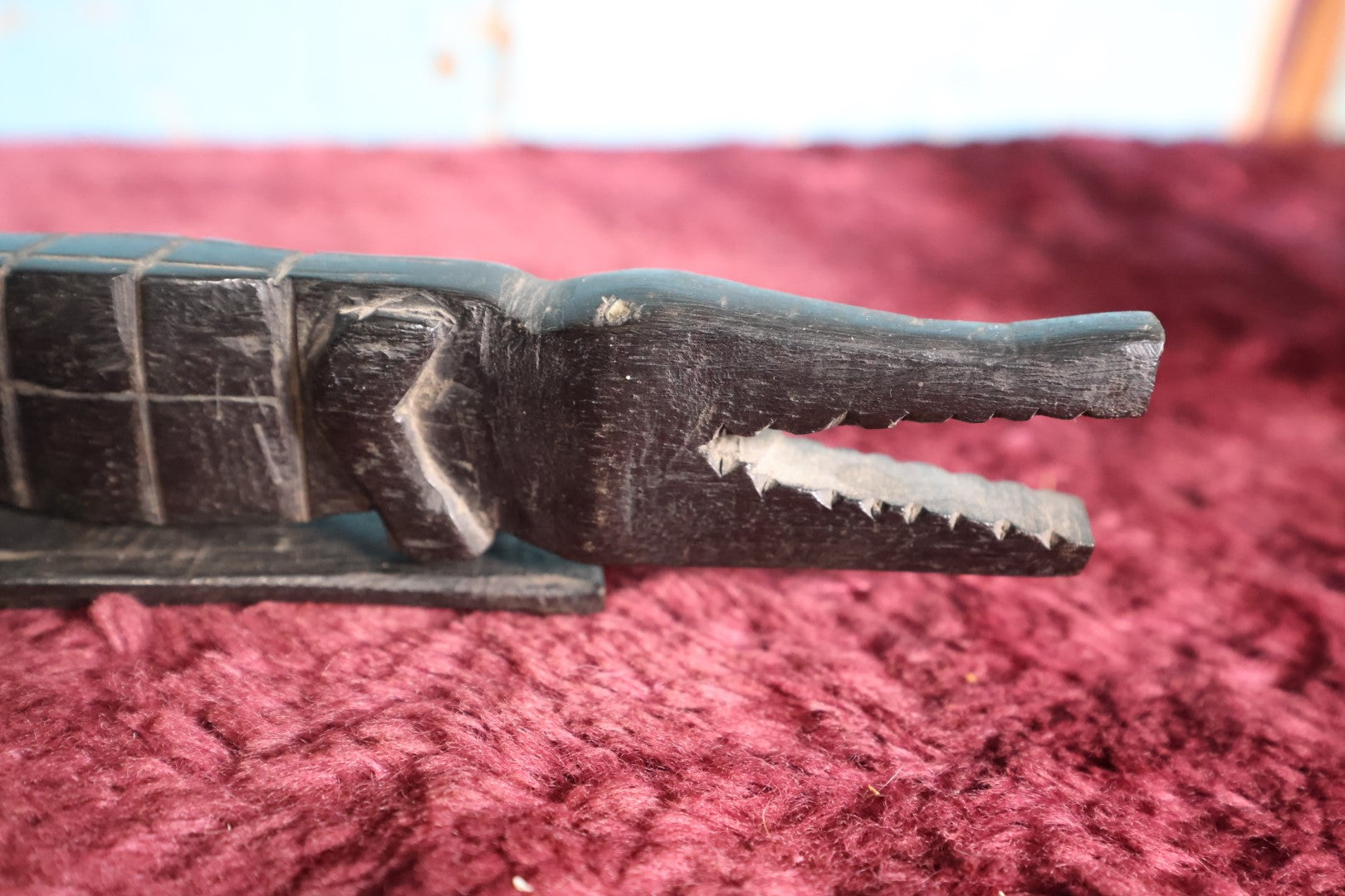 Lot 063 - Vintage African Folk Art Crocodile Aligator Wood Carving On Base, Note He Seperates From Base