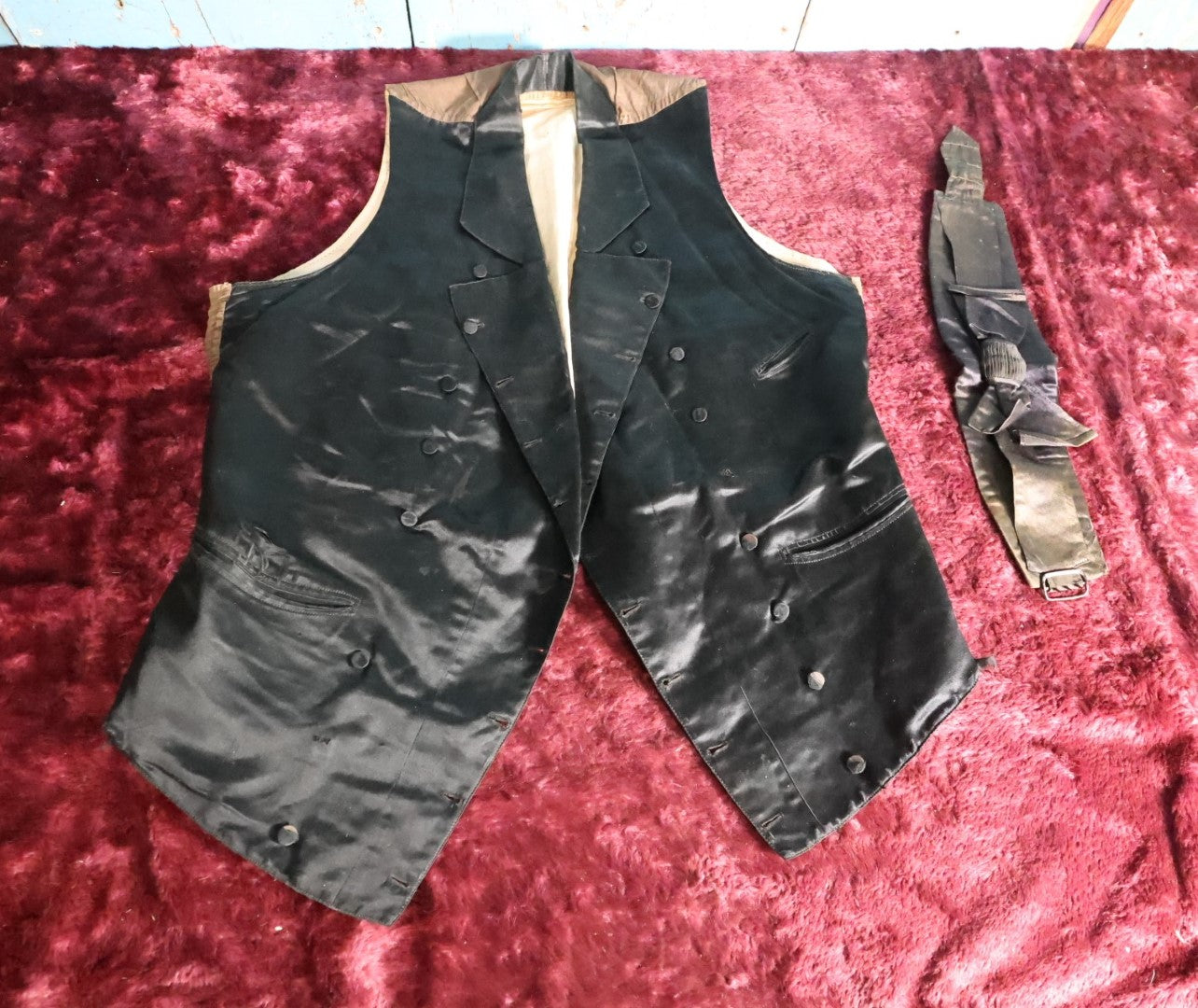 Lot 069 - Two Piece Antique Men's Fashion Lot - Vest And Bowtie / Belt - Note Tears, Wear, Stains - Rough Measurments In Photos