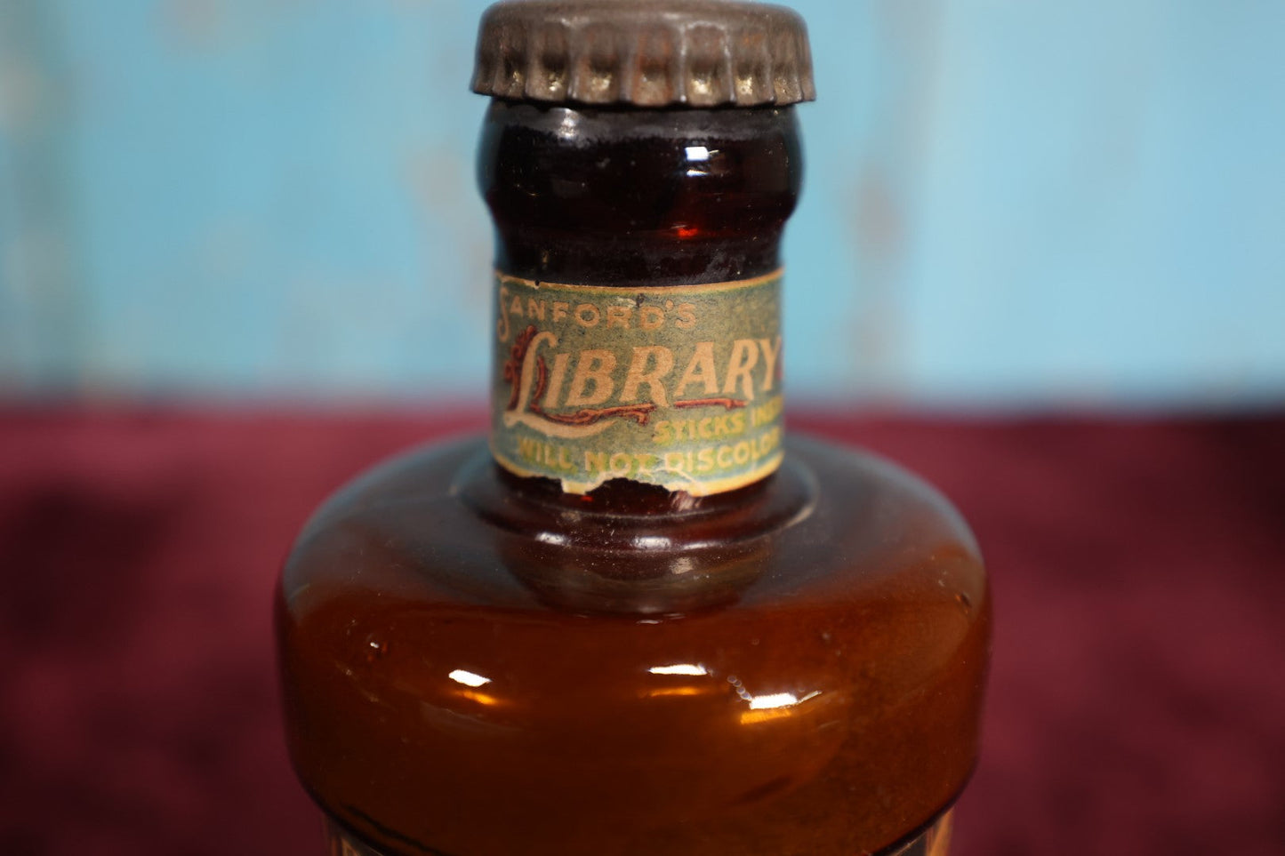 Lot 091 - Sanford's Fluid Blue Black Ink Library Paste Amber Glass Bottle With Label, Chicago & New York