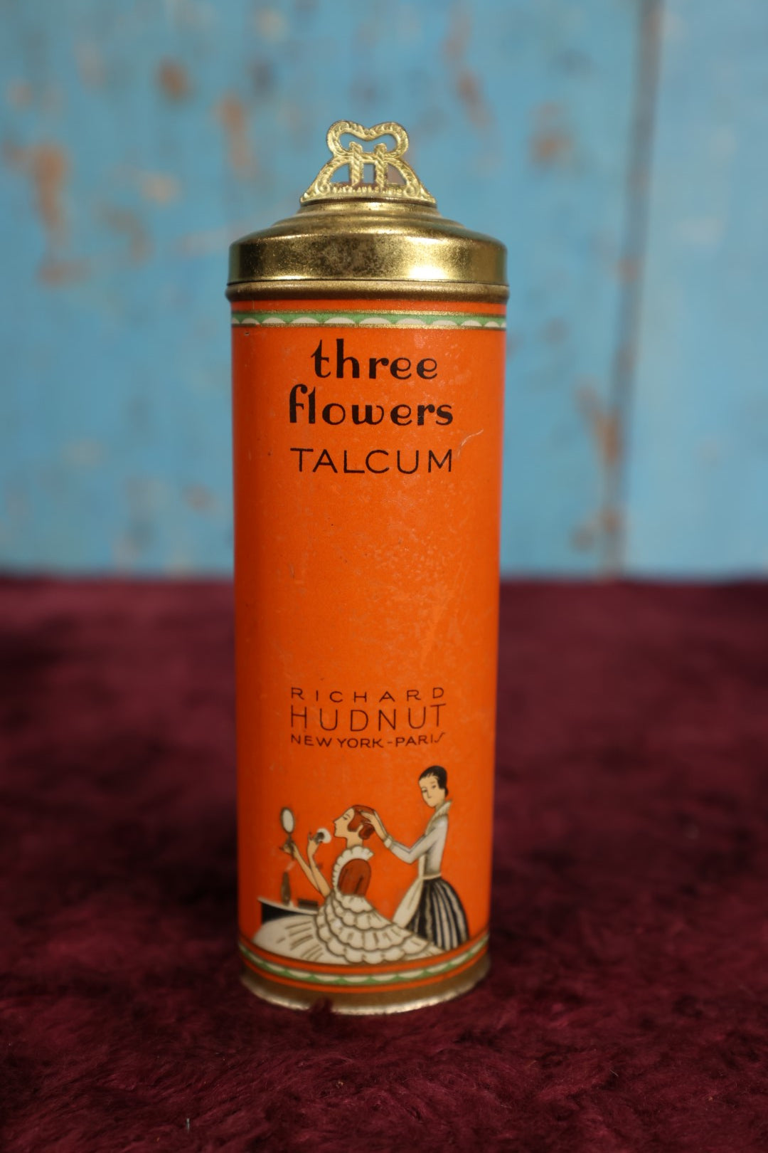 Lot 095 - Vintage Three Flowers Talcum Powder Tin, Richard Hudnut, New York, Paris