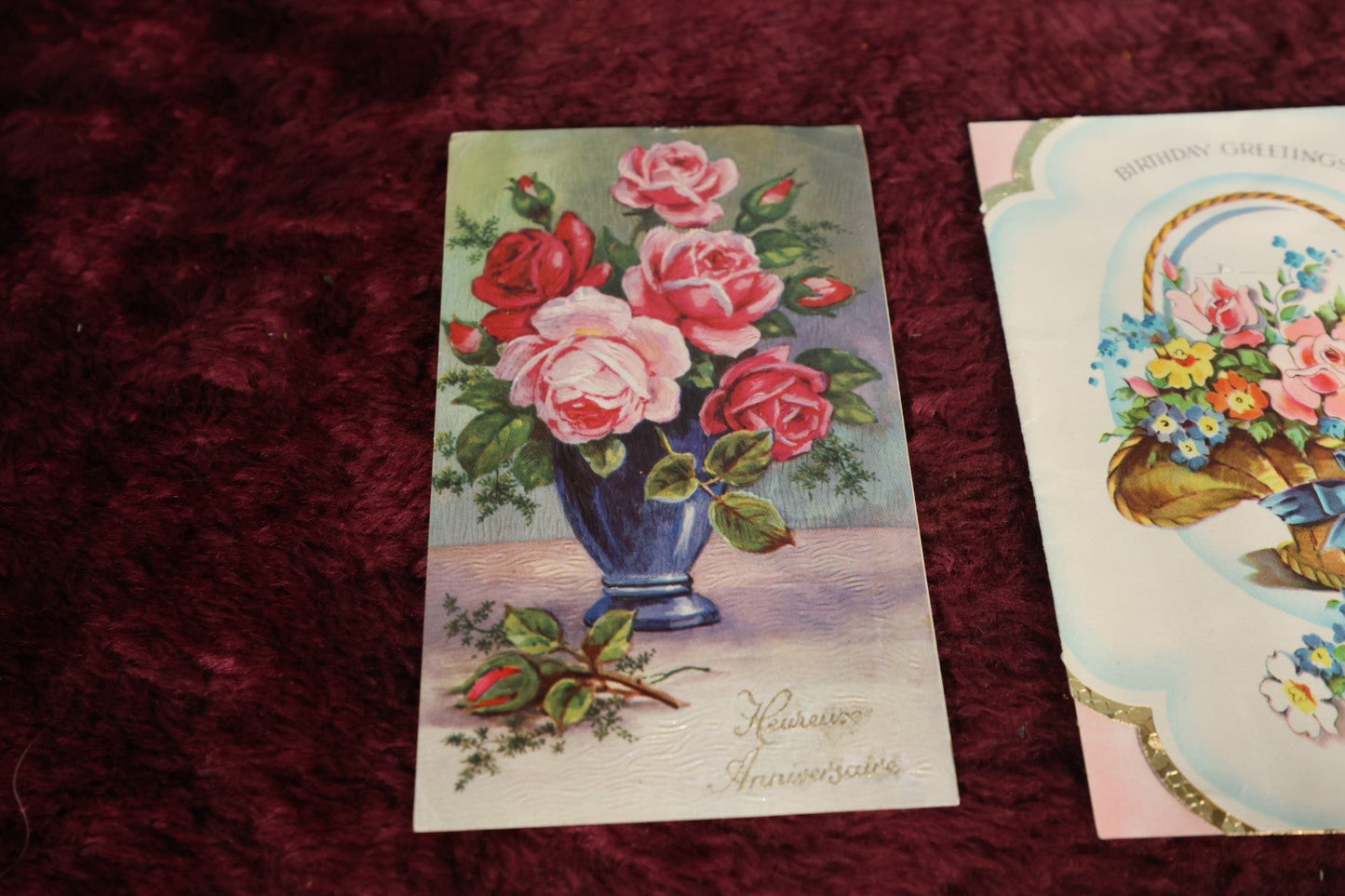 Lot 134 - Ephemera Lot - Nine Piece Holiday Grouping Including Valentines, Christmas Booklet, Snowy Photo, And More