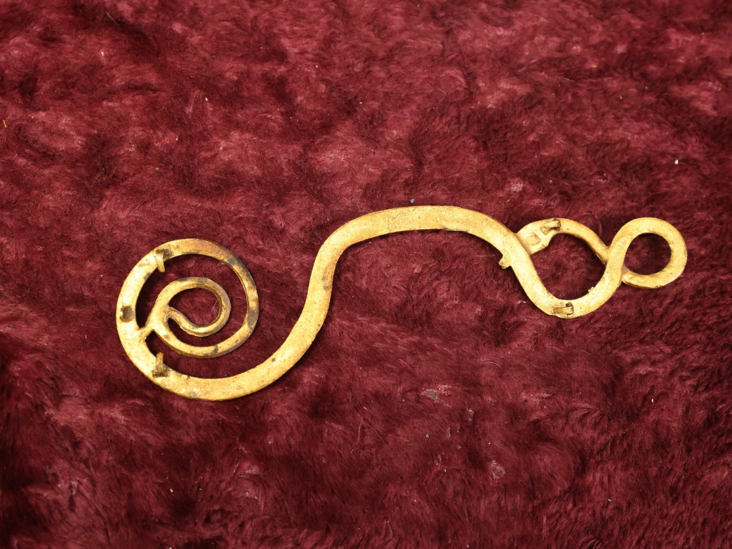 Lot 036 - Unusual Curly Brass Snake Ornament, Has Tines For Mounting To Something