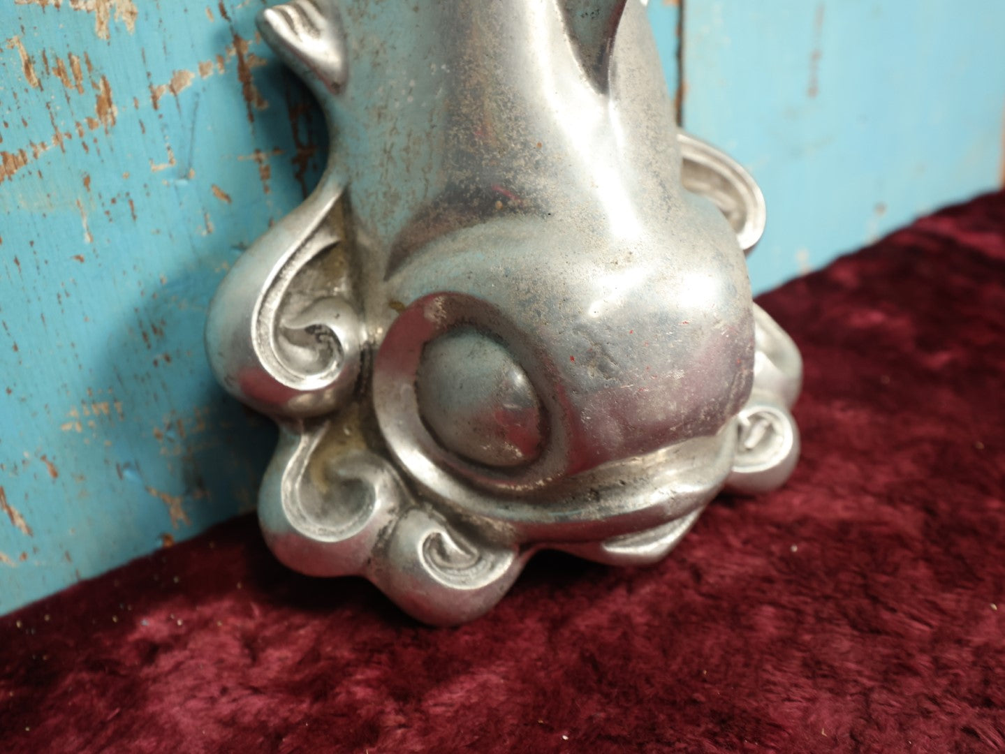 Lot 037 - Large Vintage Cast Metal Nautical Coi Fish Dolphin Wall Hanging Ornament 