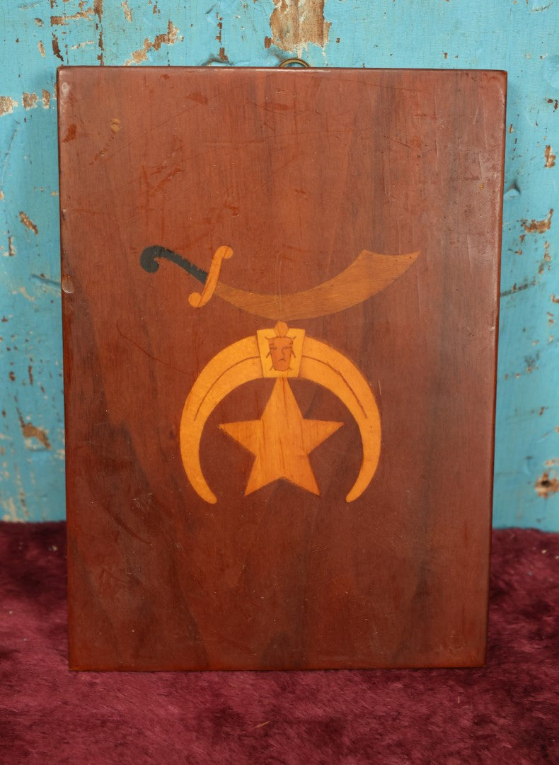 Lot 079 - Vintage Masonic Shriners Freemasons Compass, Square, And G Marquetry Inlaid Wooden Plaque Wall Hanger