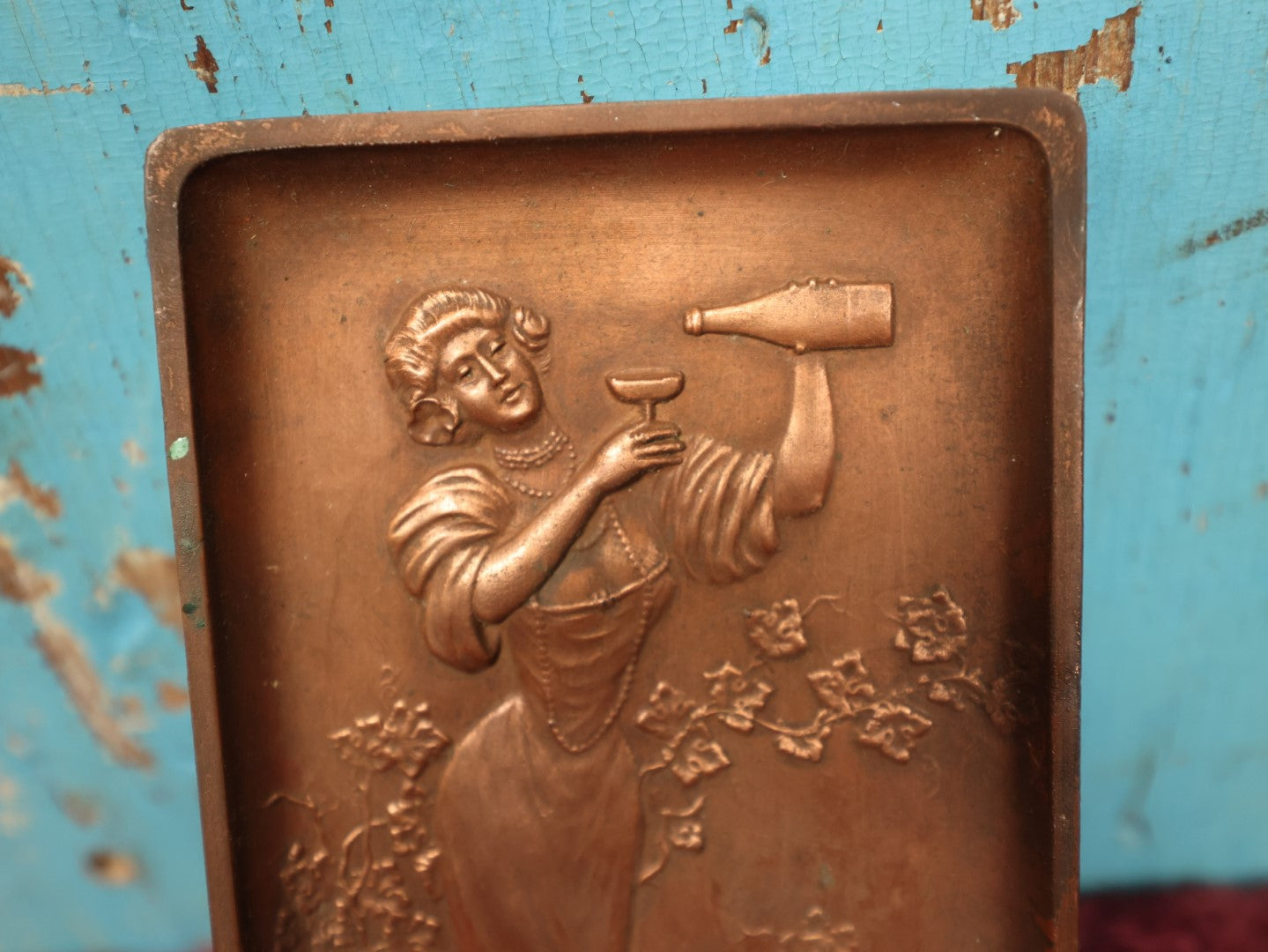 Lot 084 - Antique Cast Metal Ashtray Cigarette Tray Of Woman Pooring A Glass Of Wine, Surrounded By Leaves, Plants