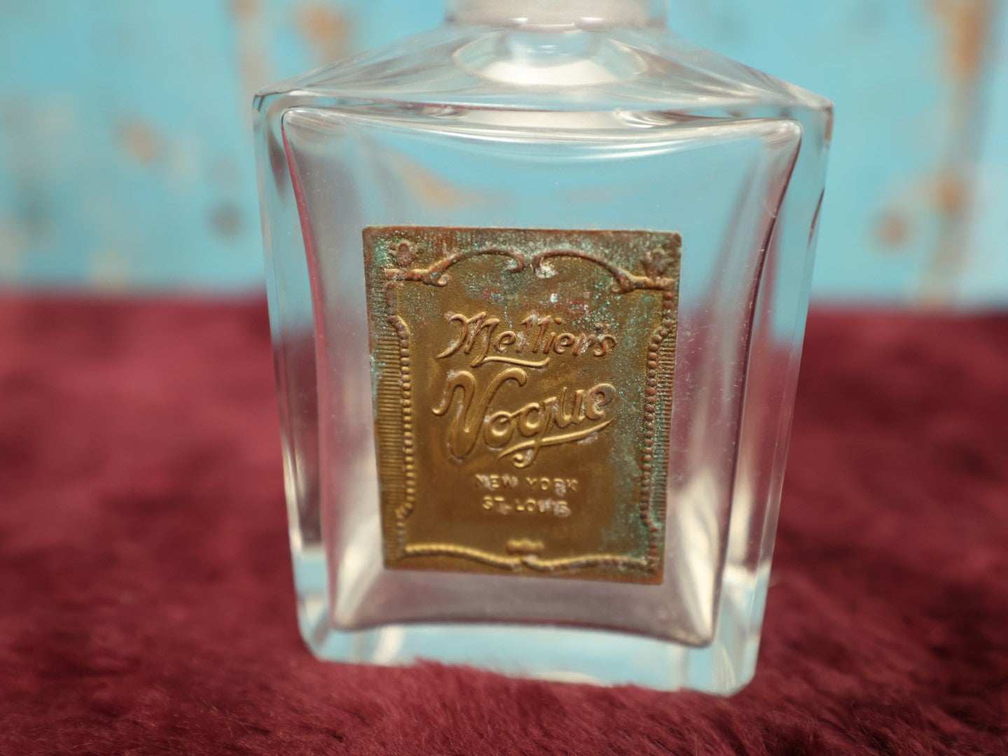 Lot 089 - Vintage Melliers Vogue Perfume Bottle, New York, St. Louis, Clear Glass, Gold Colored Label, Note Wear, Corrosion