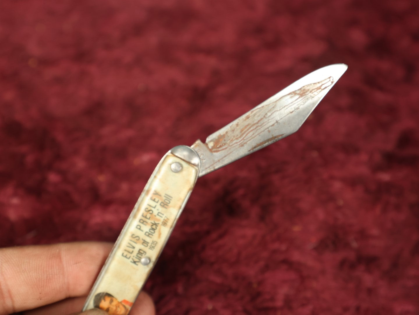 Lot 097 - Vintage Elvis Presley The King Of Rock And Roll Memorial Pocket Knife, Made In The U.S.A., Knife Is Worn, Does Not Lock In Place, Collector's Item