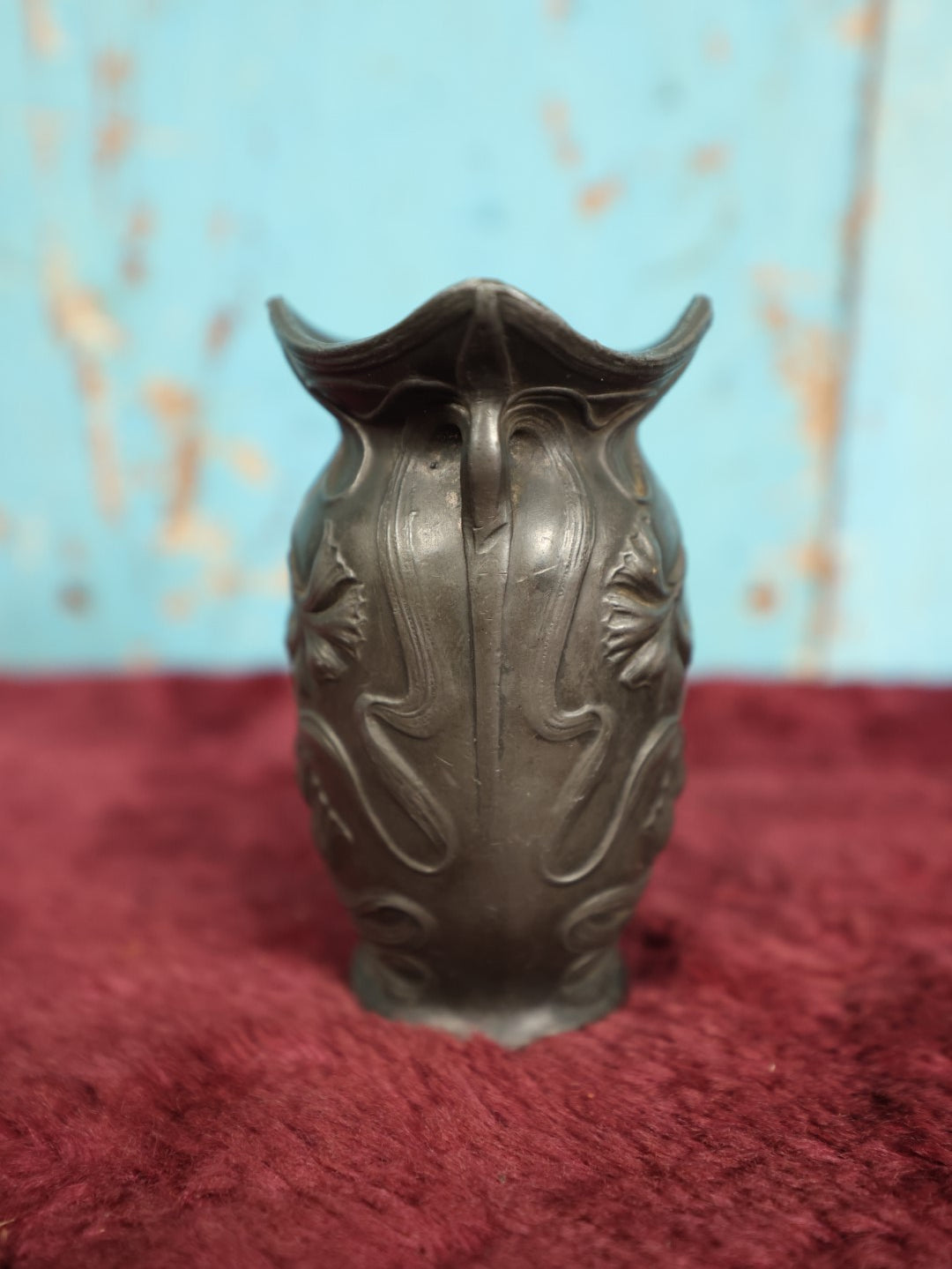 Lot 033 - Diminutive Art Nouveau Pewter Vase With Distinct Hallmark Of A Lizard Surrounded By Rectangular Chain Link Border