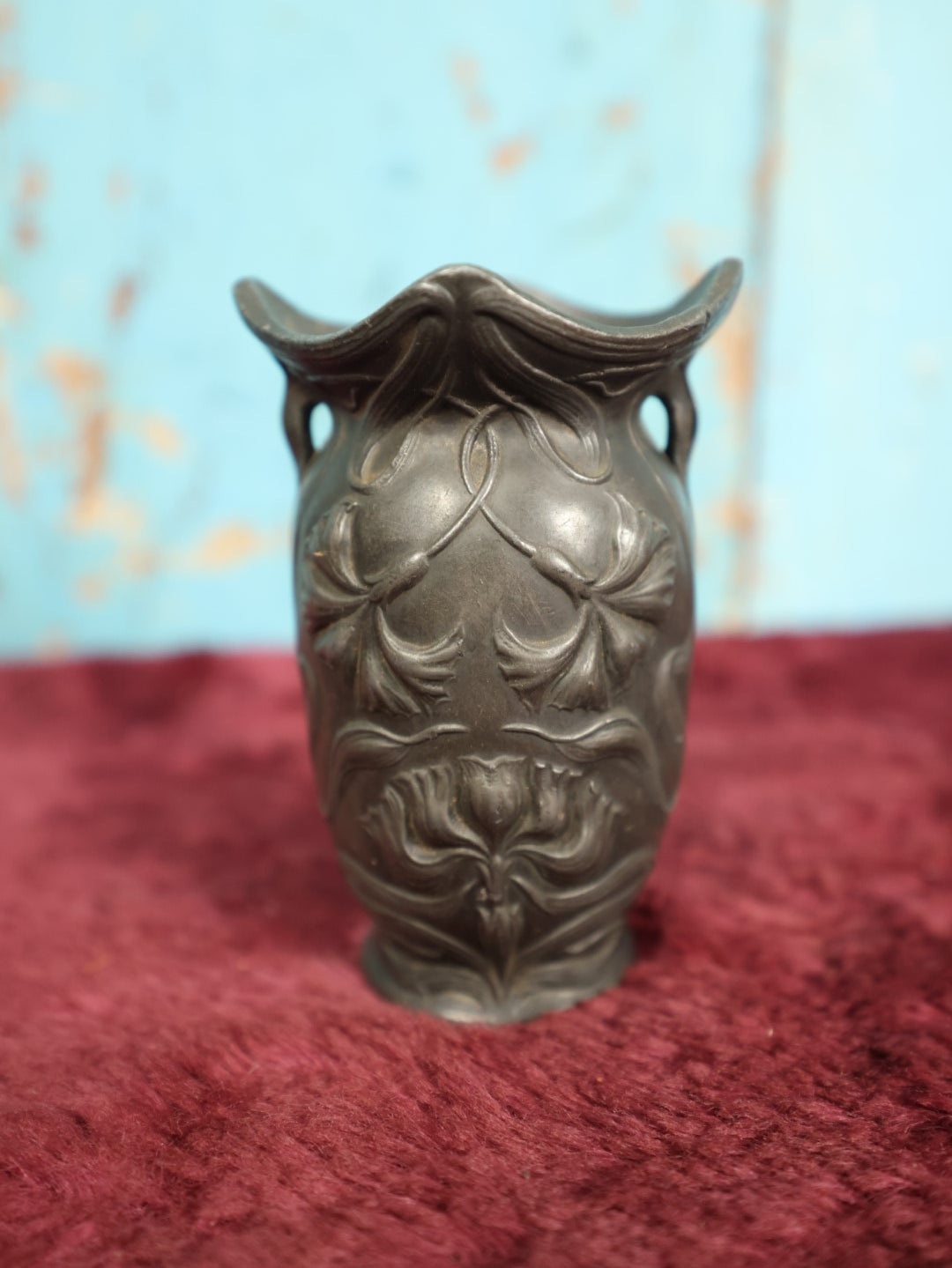 Lot 033 - Diminutive Art Nouveau Pewter Vase With Distinct Hallmark Of A Lizard Surrounded By Rectangular Chain Link Border