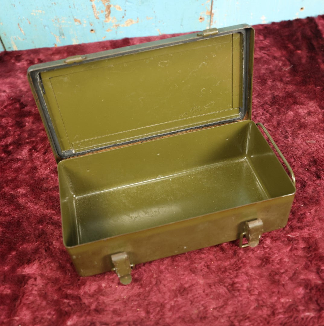 Lot 044 - Vintage U.S. Army Medical Department First Aid Kit Metal Box, For Emergency Use, Empty, With Handles