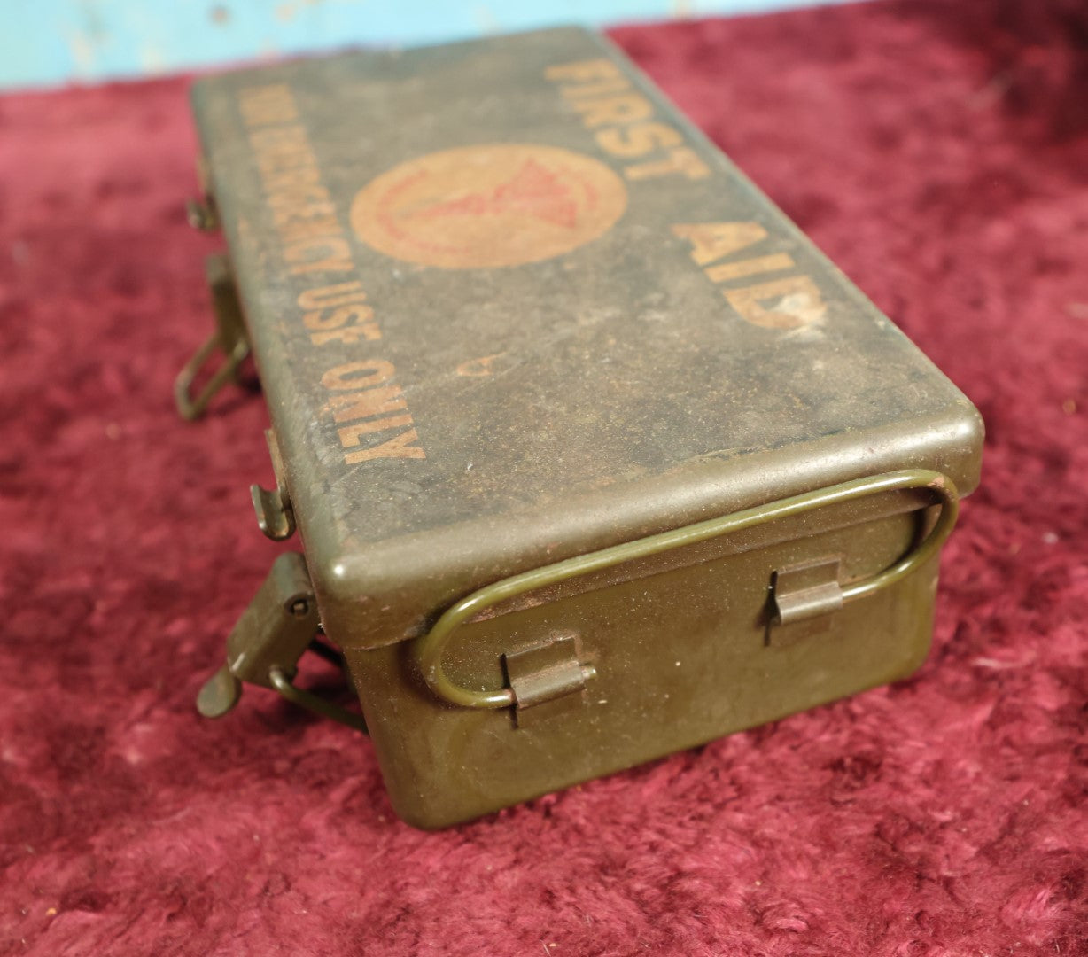 Lot 044 - Vintage U.S. Army Medical Department First Aid Kit Metal Box, For Emergency Use, Empty, With Handles