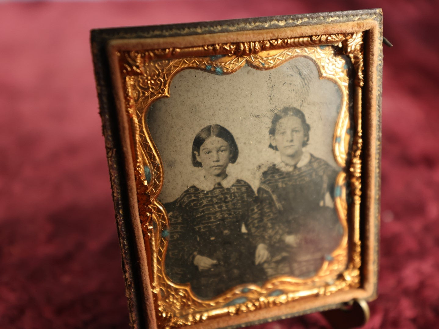 Lot 072 - Antique 1/6th Plate Ambrotype Photograph Of Two Young Sisters In Full Split Case, Note Wear To Photo