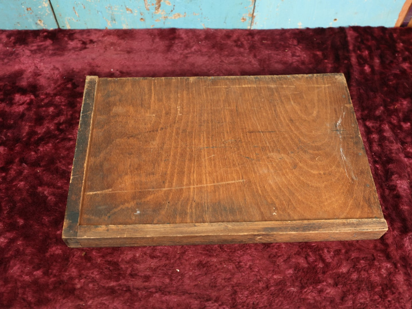Lot 090 - Antique Wood Letter Press Divided Tray Box With Hand Painted Letters And Numbers