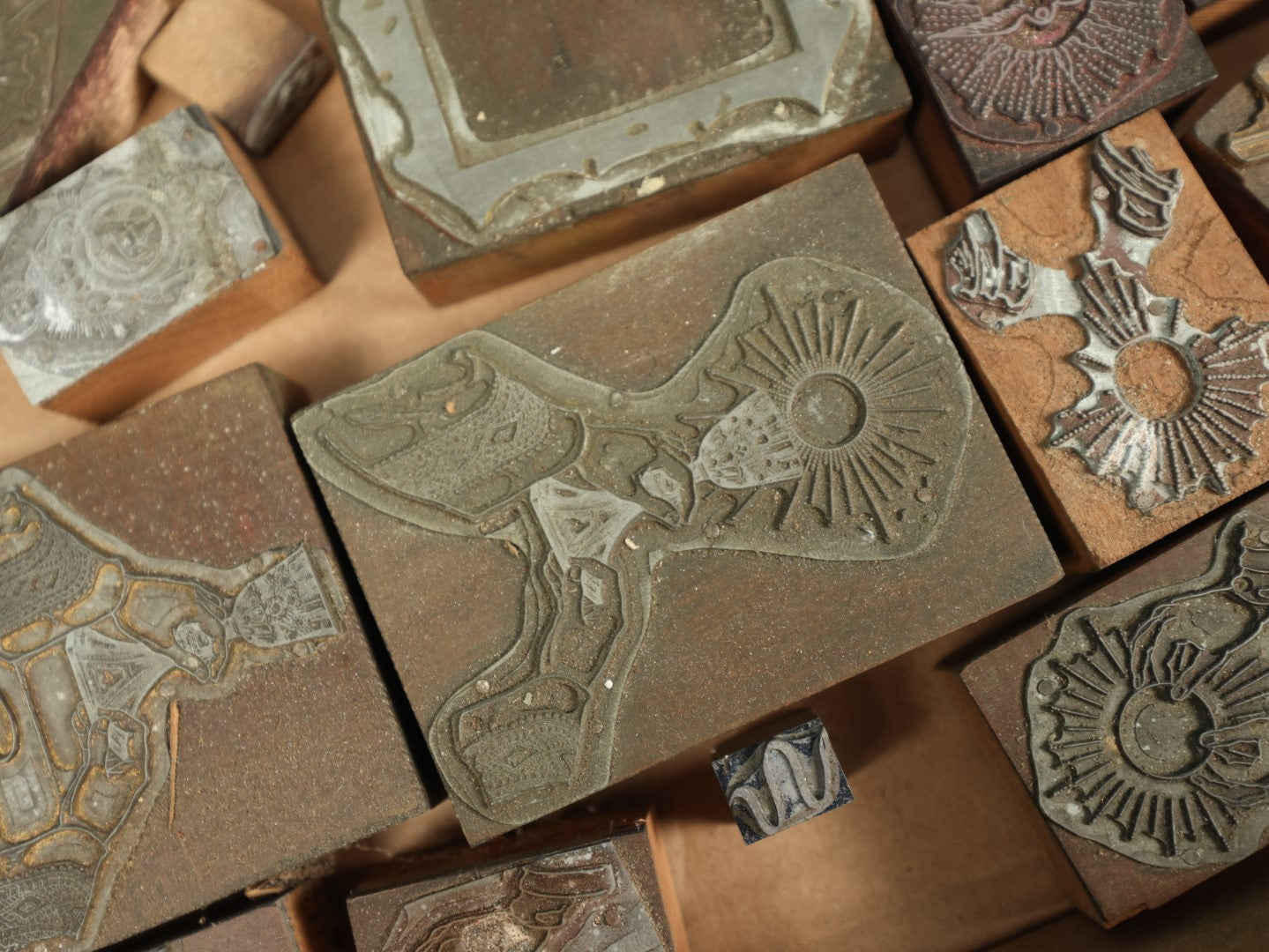 Lot 093 - Grouping Of Antique Religious Printing Blocks Letter Press Stamps, Mostly Featuring Scenes Of The Christian Eucharist, Church Printing Blocks, Approximately 25 Pieces