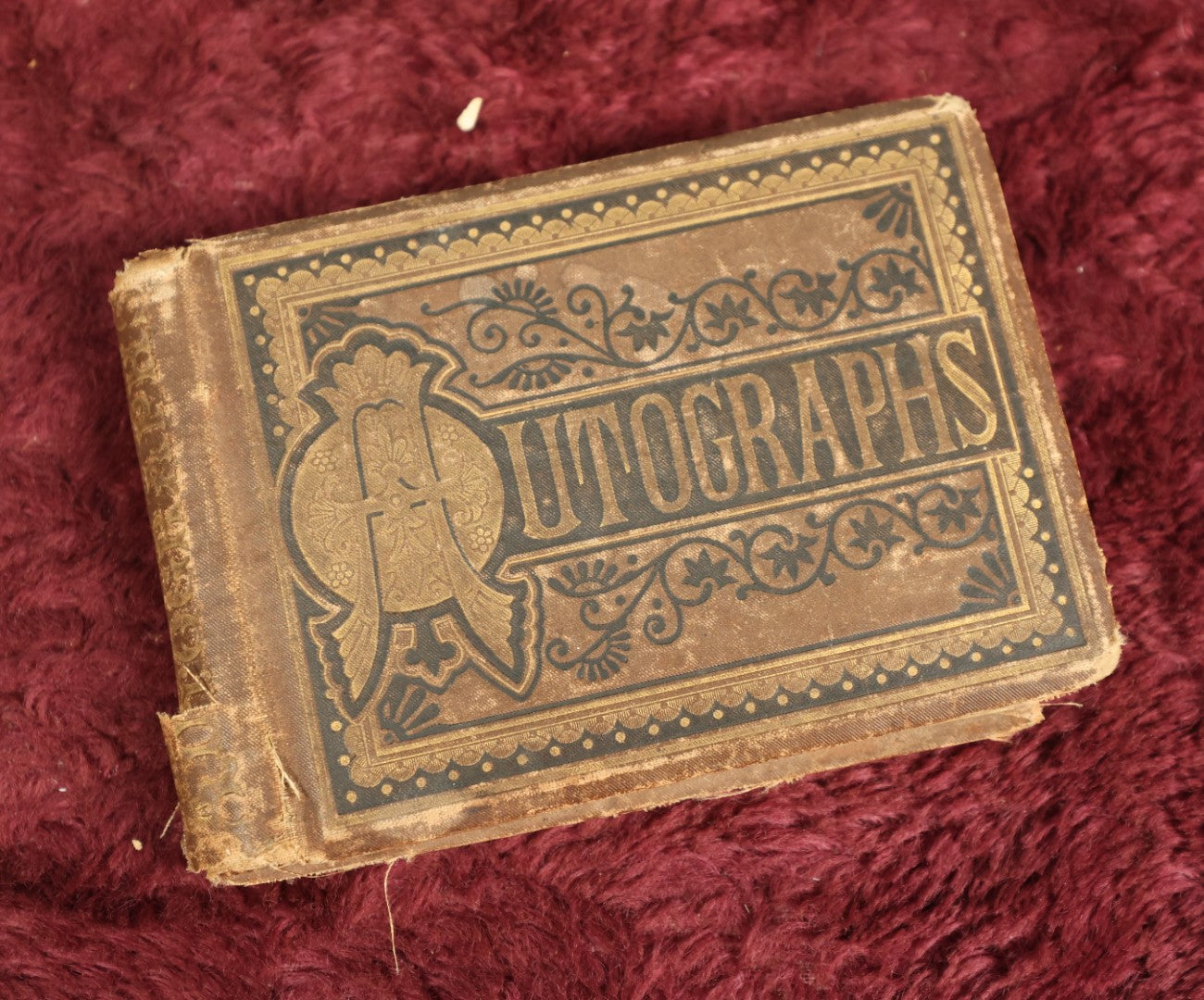 Lot 105 - Antique Victorian Autograph Album With Many Hand Written Autographs, Sayings, From Classmates And More, With Die Cuts, 1870s, New Hampshire