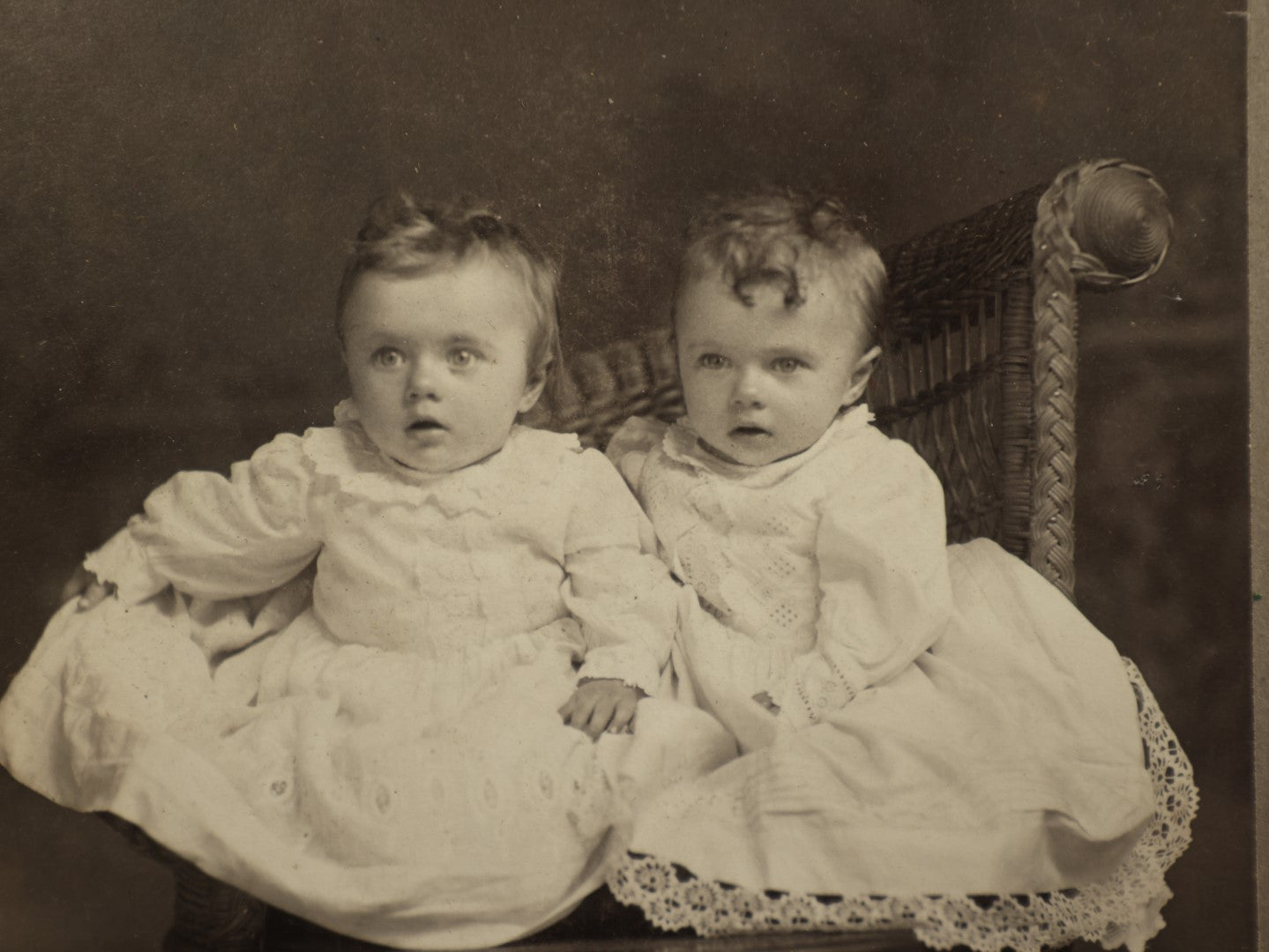 Lot 136 - Single Cabinet Card Photo Of Twin Baby Toddlers, Parsons Photographer, Adams, Massachusetts