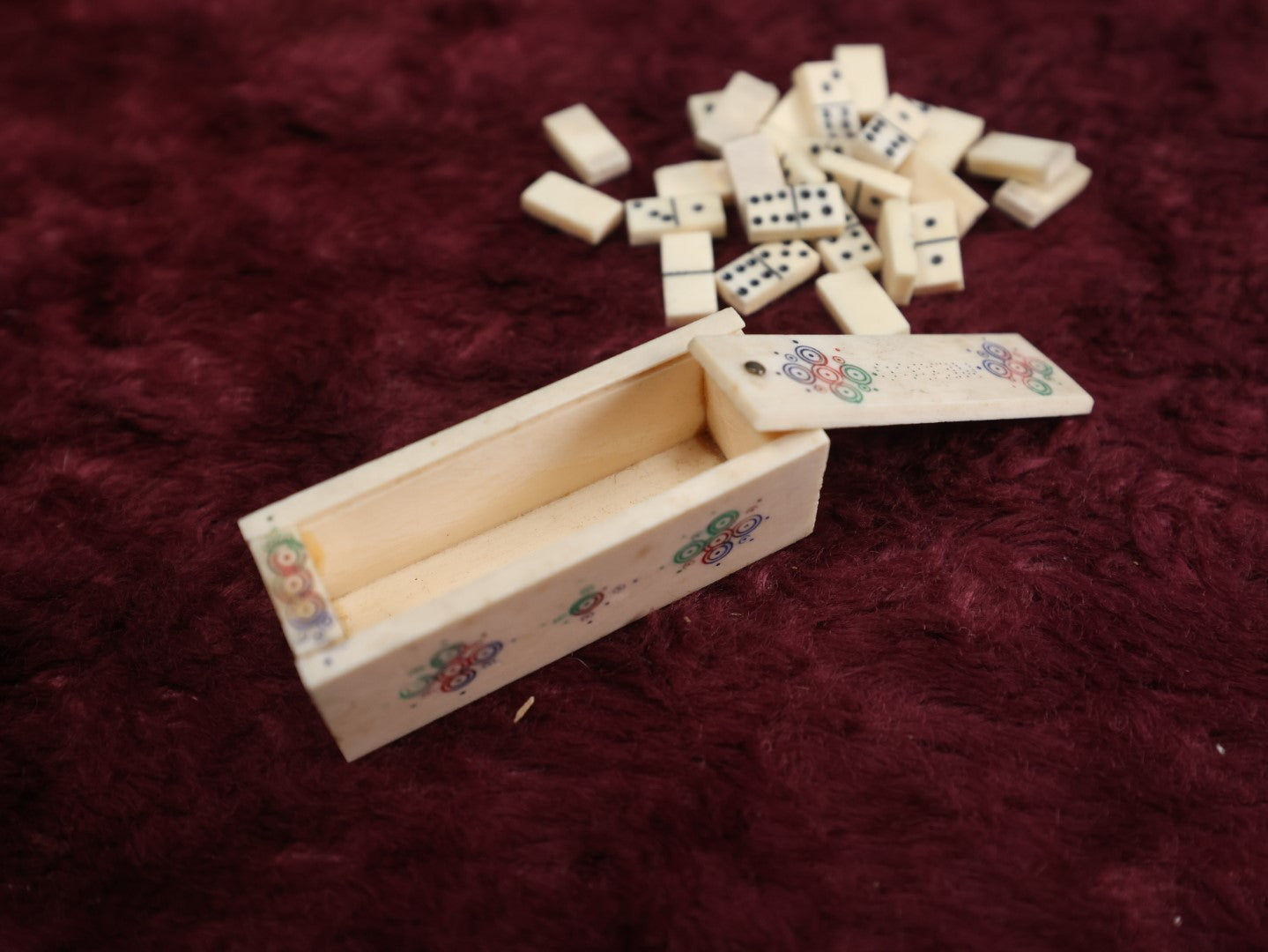 Lot 013 - Vintage Carved Bone Dominoes In Carved Bone Box, Marked Mexico, 26 Tiles In All