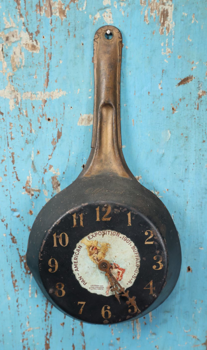 Lot 035 - Official Pan-American Exposition, 1901, Buffalo, New York Frying Pan Souvenir Clock, Manufactured By Chouffel Jewelry, Not Working