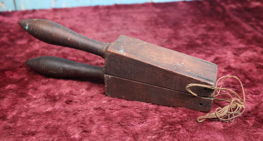 Lot 044 - Antique Folk Art Carved Wood Hand Held Lemon Press Squeezer, Note Indicates It Was Made By Ebenezer Swift, Father Of Uncle Raymond Swift, Of Vermont, Per Ancestry