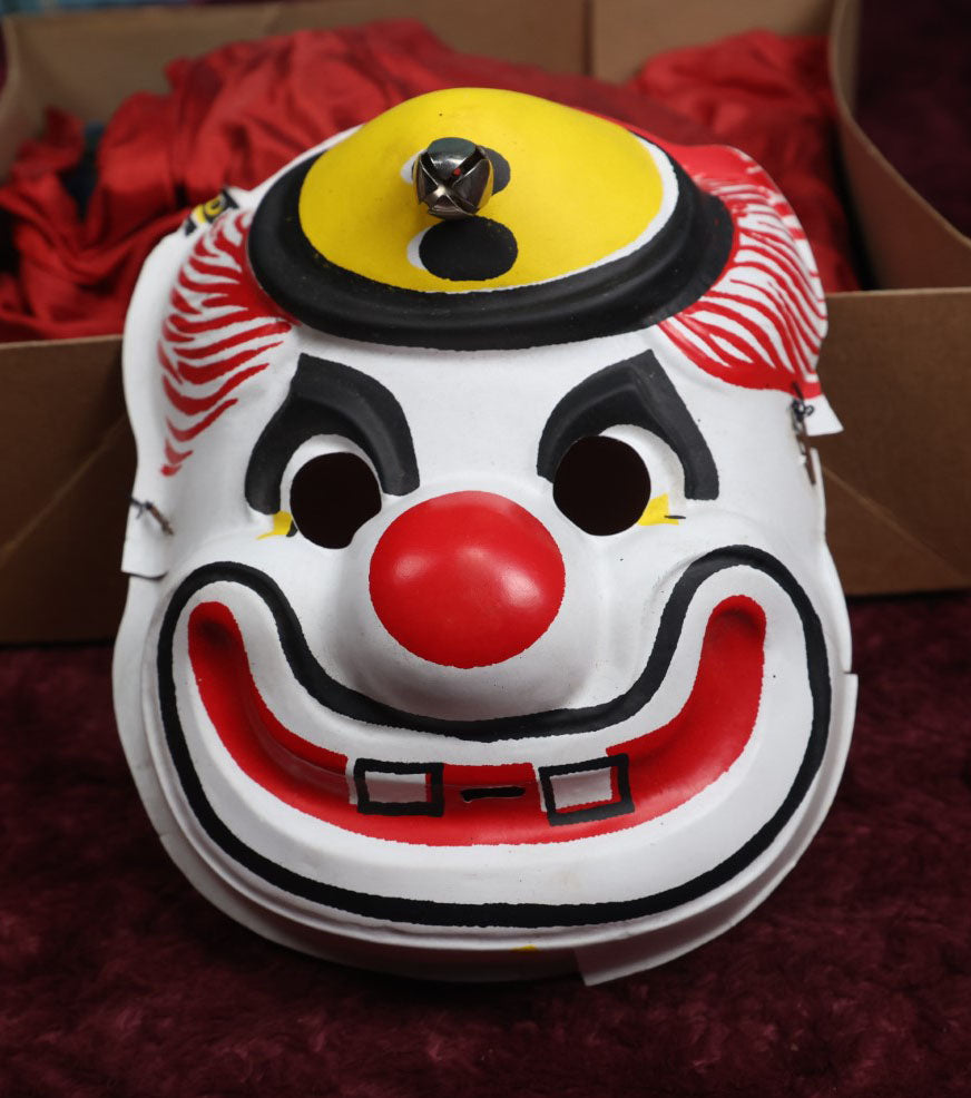 Lot 048 - Vintage Ben Cooper Inc. Sparky Clown Spotlite Masquerade Costume, Size Large, Number 856, Various Wear To Box And Costume