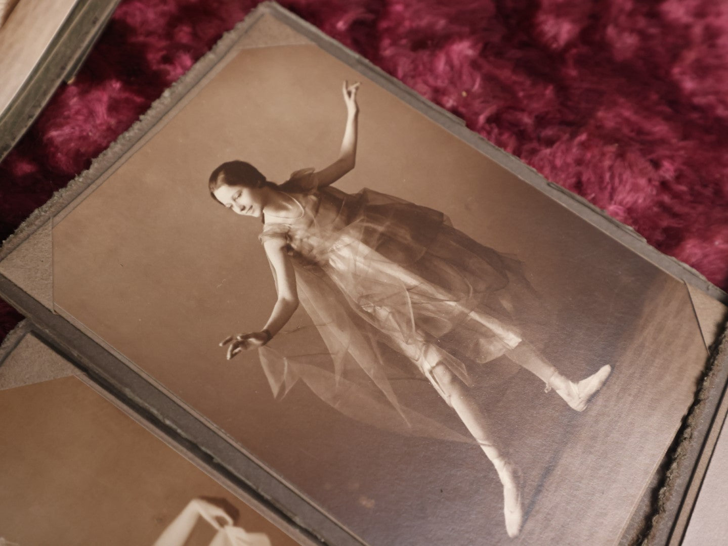 Lot 065 - Important Early 20th Century Collection Of Thirty + Smaller Size Boarded And Foldered Photographs Of Costumed Women Dancers, Mostly Photographed In Manchester, New Hampshire