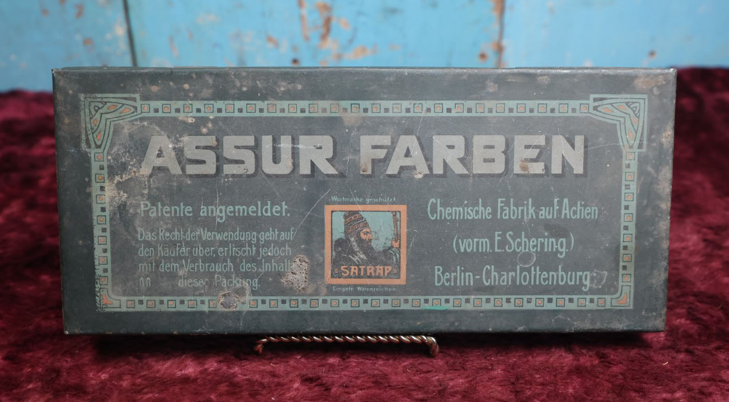 Lot 079 - Antique German Paint Tin, "Asur Farben," Assur Colors, See Translation In Description