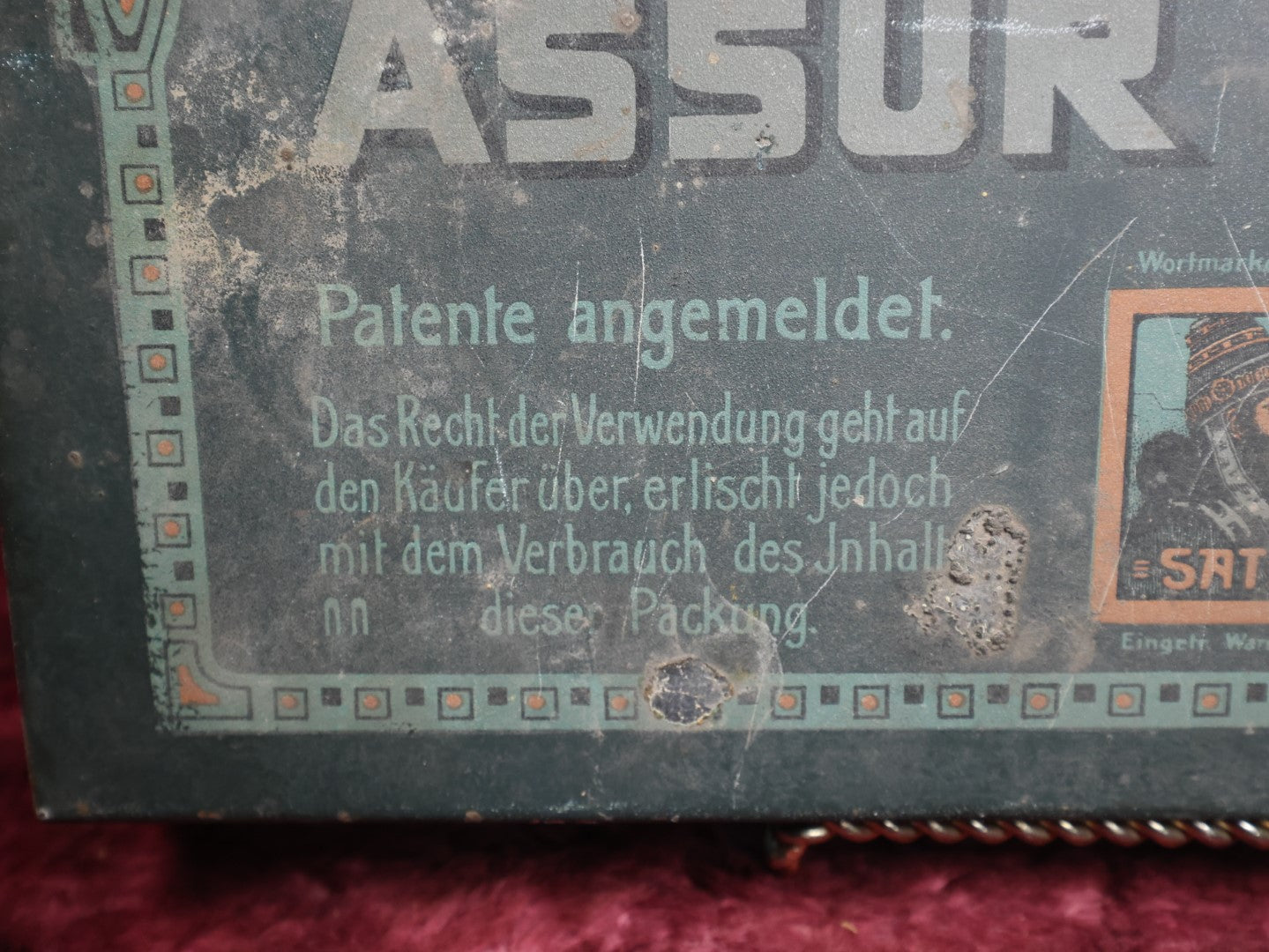 Lot 079 - Antique German Paint Tin, "Asur Farben," Assur Colors, See Translation In Description