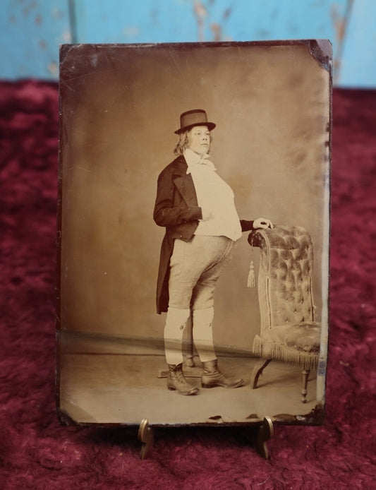 Lot 107 - Antique Tintype Photograph Of Young Man Dressed In Portly Costume, Hat, Approximately 1/2 Plate, Note Bend On Bottom