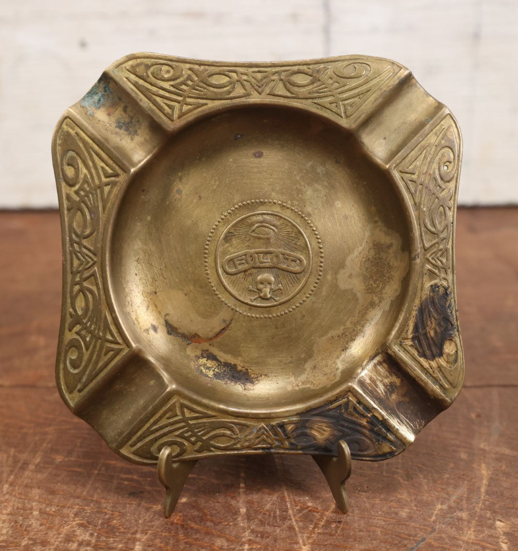 Lot 004 - Antique Brass Odd Fellows I.O.O.F. Ashtray With Three Links, F.L.T. (Friendship, Love, And Truth), And Skull And Crossbones, By S.D. Childs & Co., Chicago