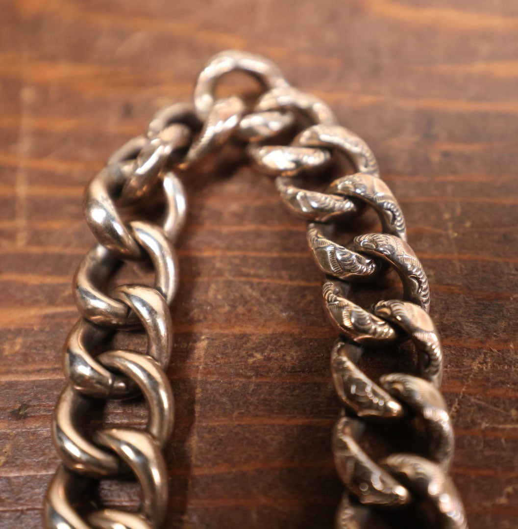 Lot 026 - Antique Etched Chain Bracelet With Miniature Padlock And Key, Working Condition, Marked G.