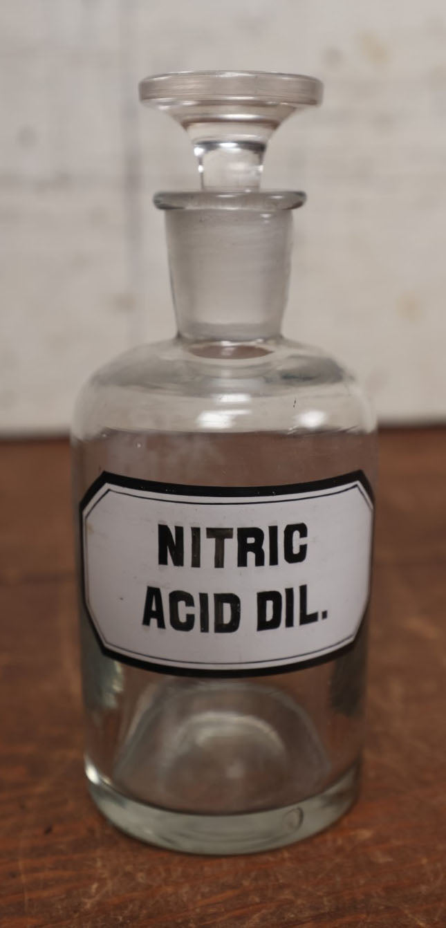 Lot 057 - Vintage Diluted Nitric Acid Apothecary Bottle With Stopper