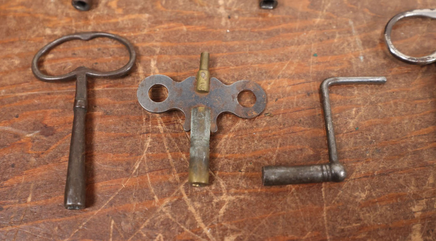 Lot 091 - Grouping Of Eighteen Various Antique Clock And Other Keys, Brass, Iron, And More