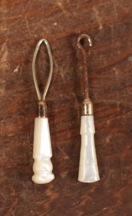 Lot 093 - Pair Of Mother Of Pearl Shoe Button Hooks With Mother Of Pearl Handles