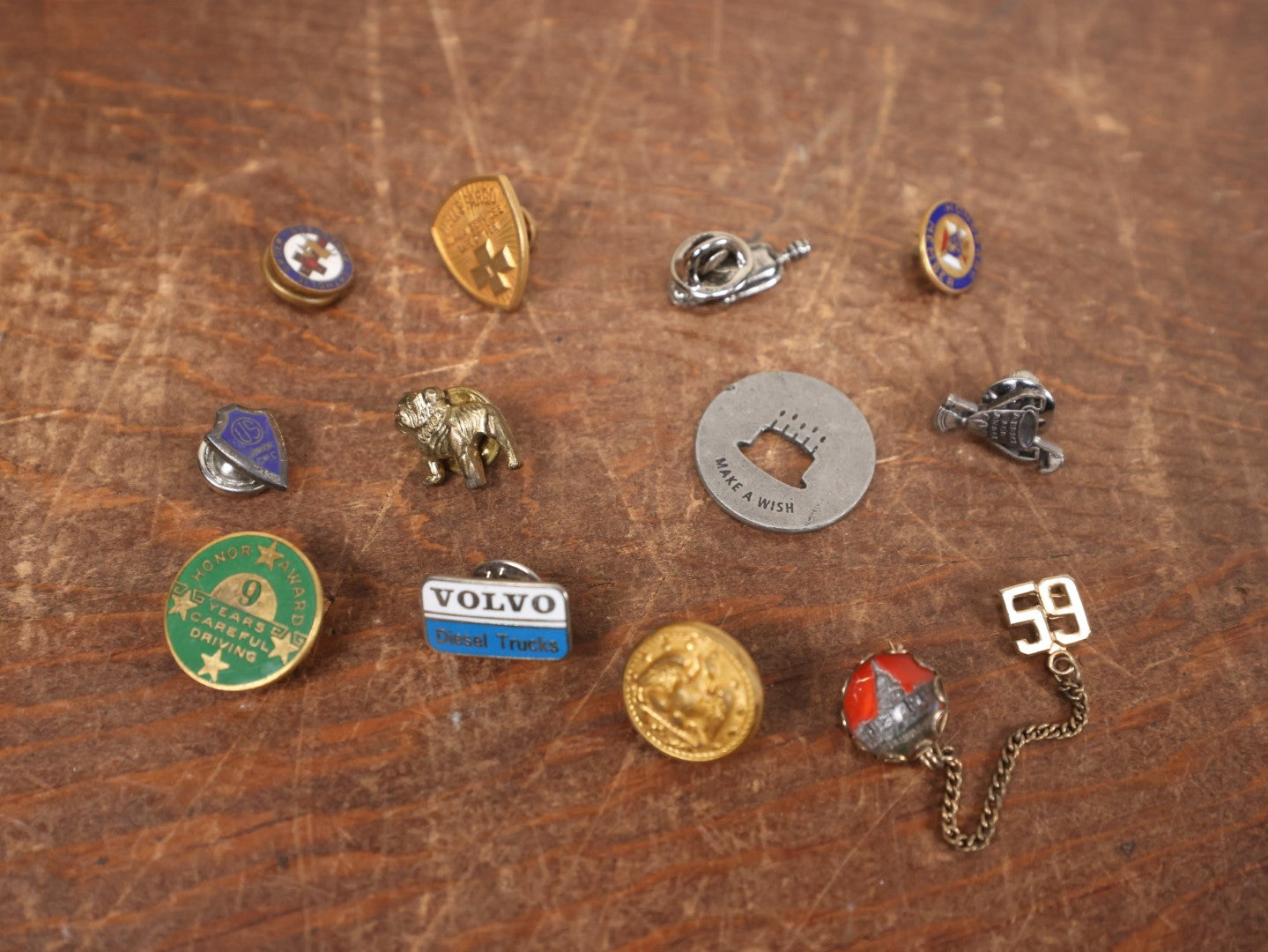 Lot 150 - Miscellaneous Mixed Grouping Of Twelve Pins And More, Including Knights Of Columbus, Mack Trucks Bulldog, Washington Dc, And More