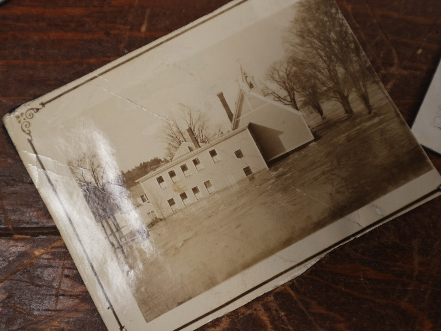 Lot 165 - Grouping Eleven Vintage Snapshots Documenting The 1936 Flood, Possibly In Chelmsford, Massachusetts, With Provenance