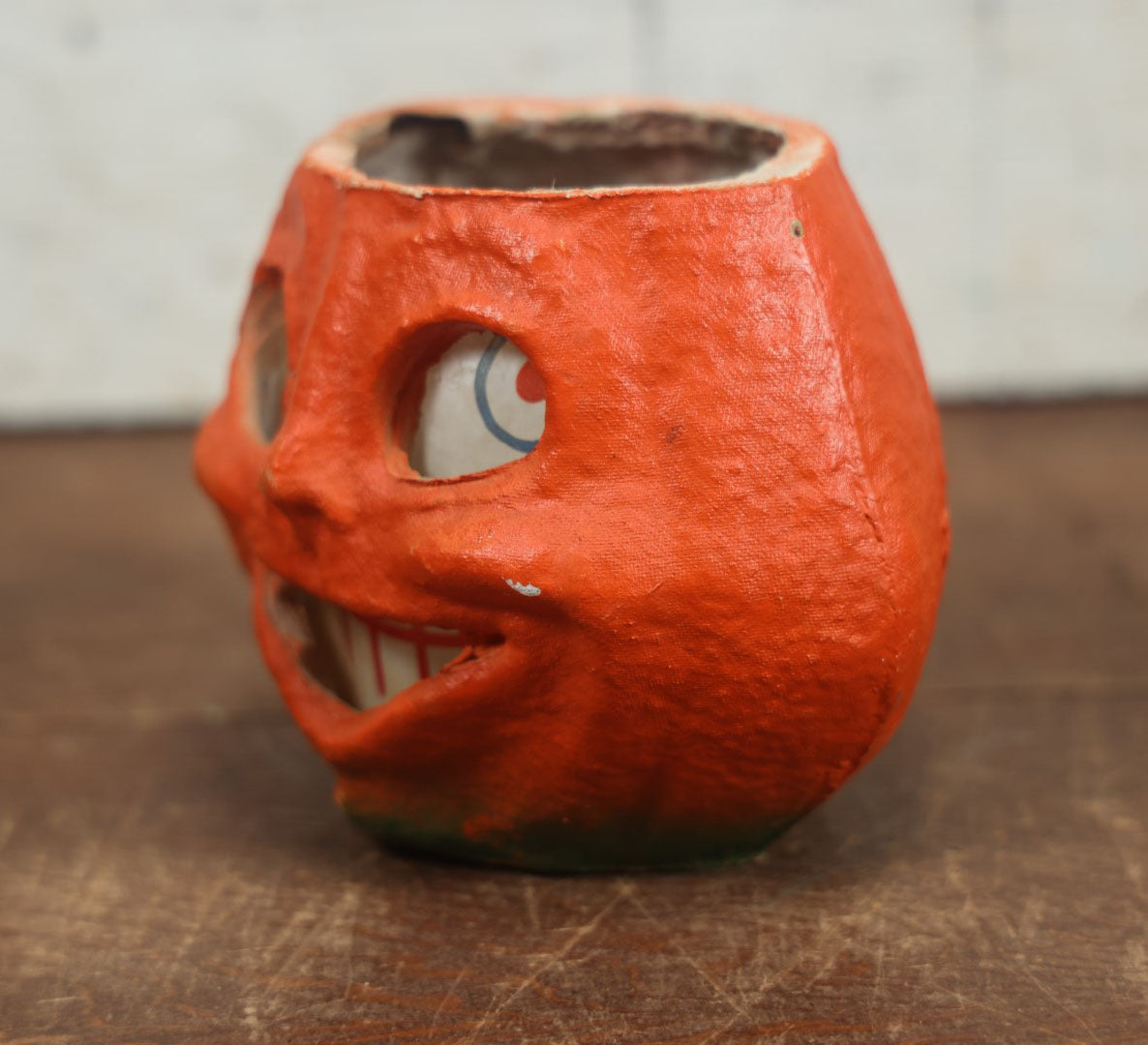 Lot 004 - Vintage Paper Pulp / Papier Mache Halloween Jack-O-Lantern Pumpkin Candy Bucket With Toothy Smile, Looking Up And Off - 5.75" Tall