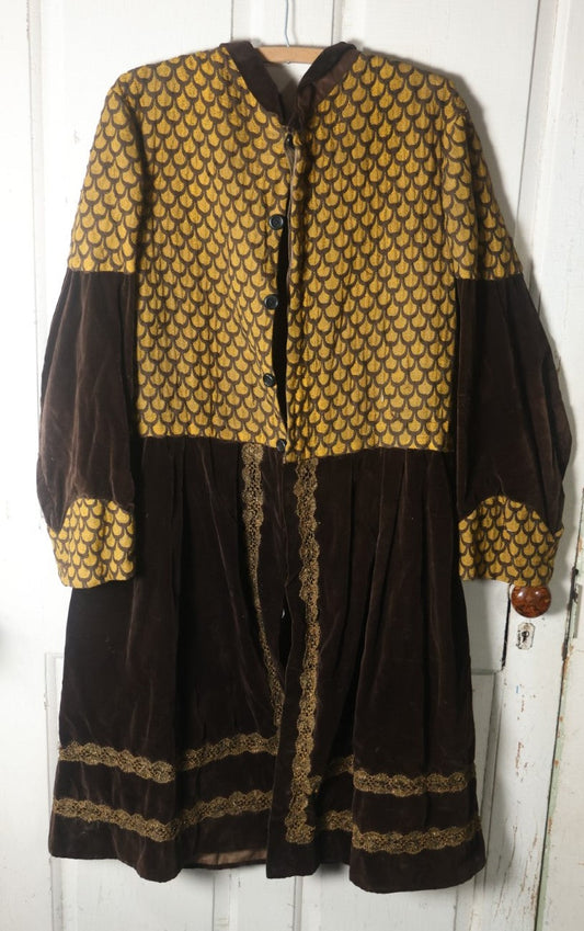 Lot 015 - Antique Fraternal Theatrical Medieval Knight Costume, Brown With Yellow Tunic, Button Enclosure, Cape On Back With Yellow Detail (Approximate Measurements In Description)