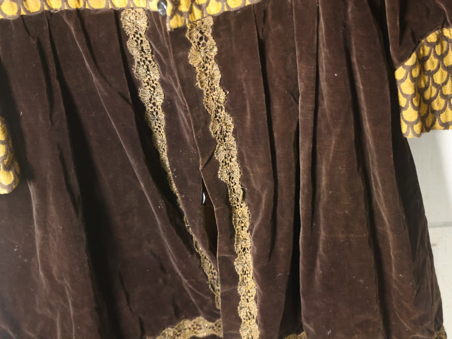 Lot 015 - Antique Fraternal Theatrical Medieval Knight Costume, Brown With Yellow Tunic, Button Enclosure, Cape On Back With Yellow Detail (Approximate Measurements In Description)