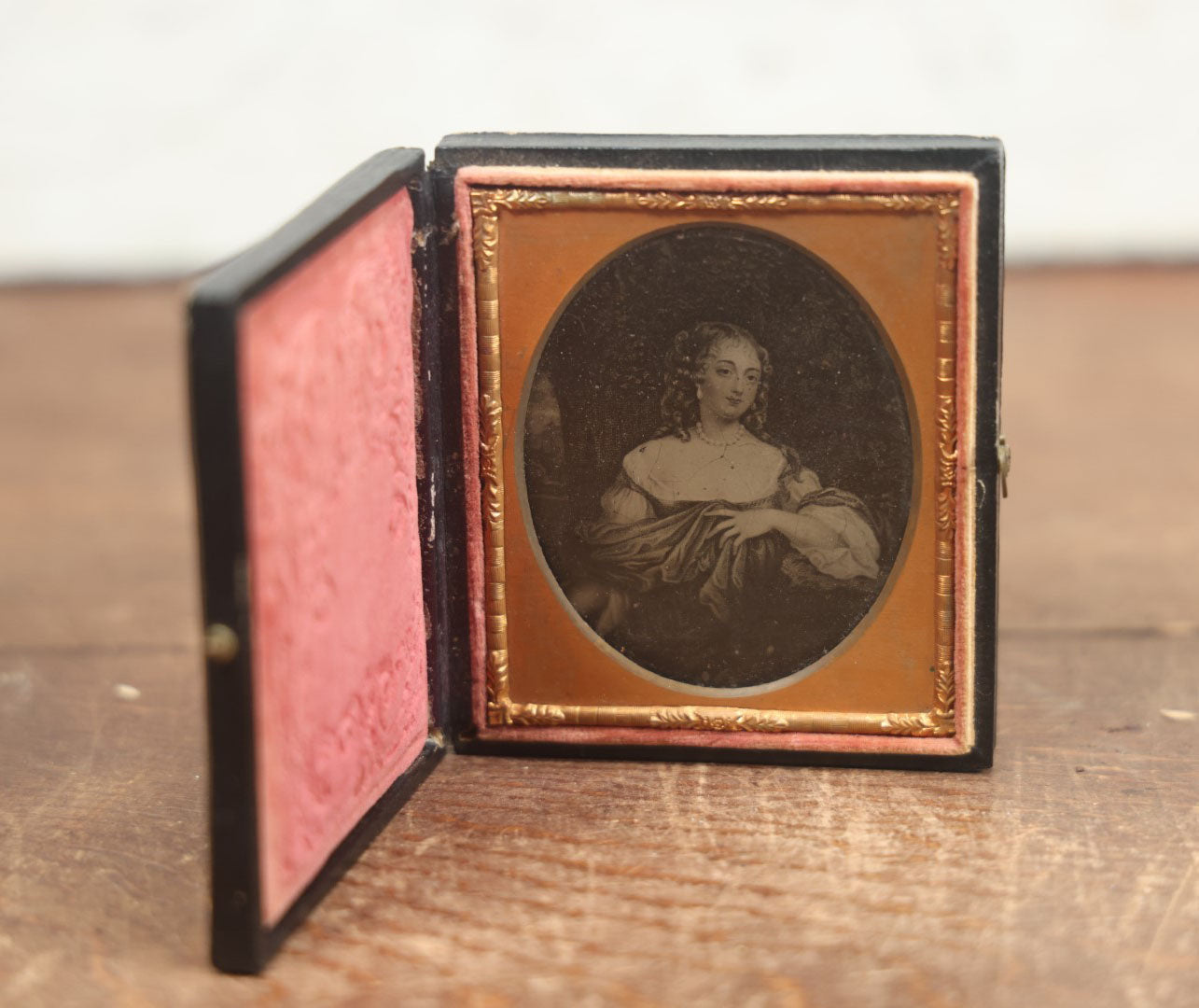 Lot 045 - Antique 1/6th Plate Ambrotype Photograph Taken Of A Painting Of A Painting Of Madame De Montespan, French Noblewoman And Mistress Of King Louis XIV, In Full Intact Union Case